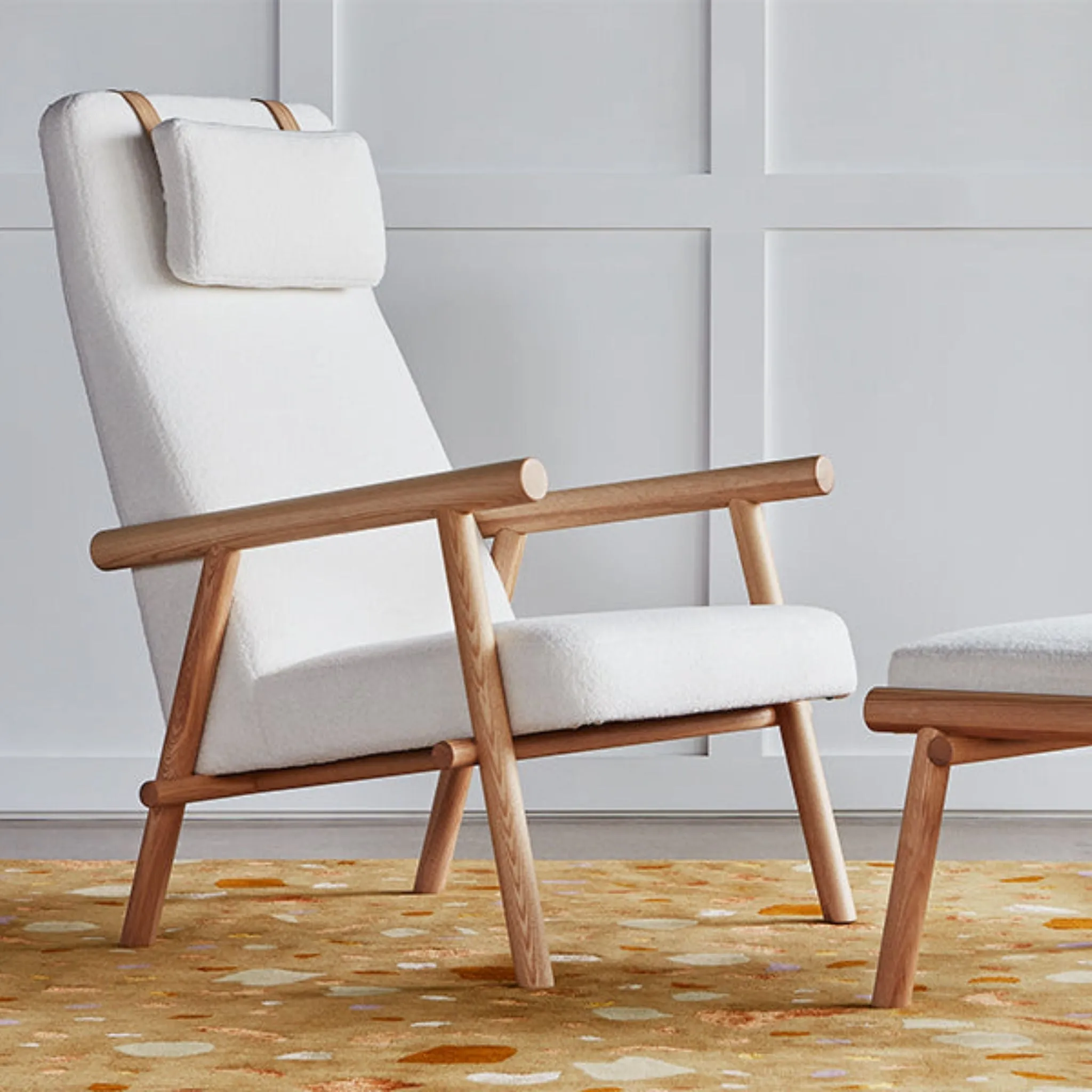 Labrador Chair   Ottoman